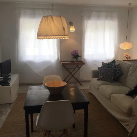 Calheta Beach House T1 Casa rural Calheta (Madeira)