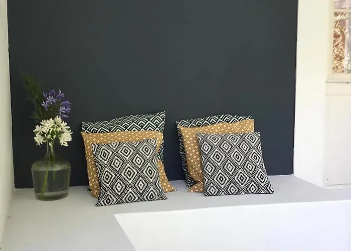 Calheta Beach House T1 *