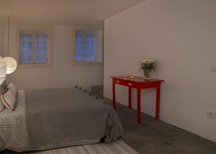 Calheta Beach House T1 *