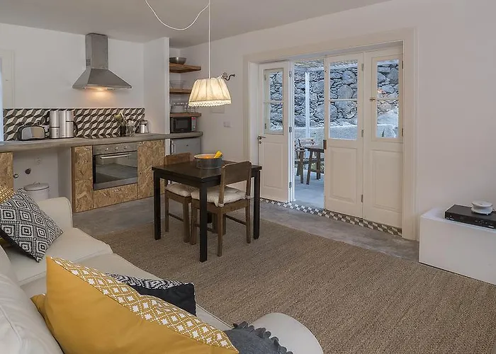 Calheta Beach House T1 * Calheta (Madeira)